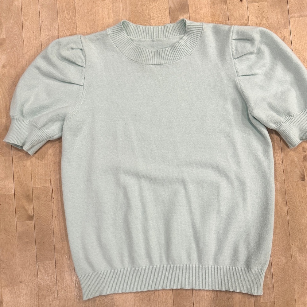 Women's Light Green/Mint Sweater W/Puff Sleeves